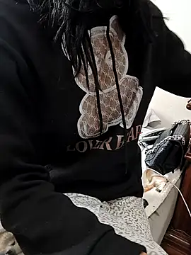 carlina28 online show from 11-24-25, 07:30