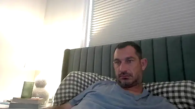 Snapshot of ckraiders84 chatting on 07-20-26, 05:37 ckraiders84 online show from 07-20-26, 05:37