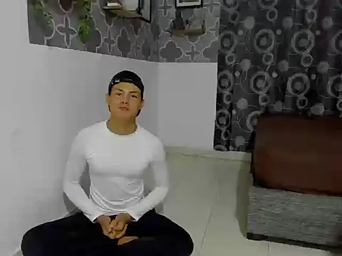 Snapshot of son_hades1 chatting on 11-05-25, 07:28 son hades1 online show from 11-05-25, 07:28