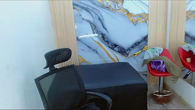 Snapshot of CamilaBunk chatting on 11-06-25, 07:18 CamilaBunk online show from 11-06-25, 07:18