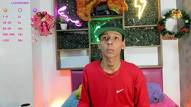 Max Steell online show from 12-16-25, 01:26