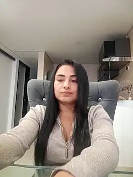 Snapshot of solandrea chatting on 10-27-25, 09:49 solandrea online show from 10-27-25, 09:49