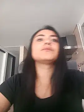 Snapshot of solandrea chatting on 10-28-25, 04:28 solandrea online show from 10-28-25, 04:28