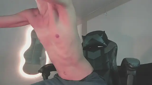 Senpai Lover online show from 12-02-25, 08:10