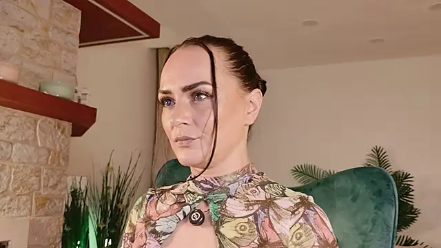 SiennaRosse online show from 02-06-26, 09:22