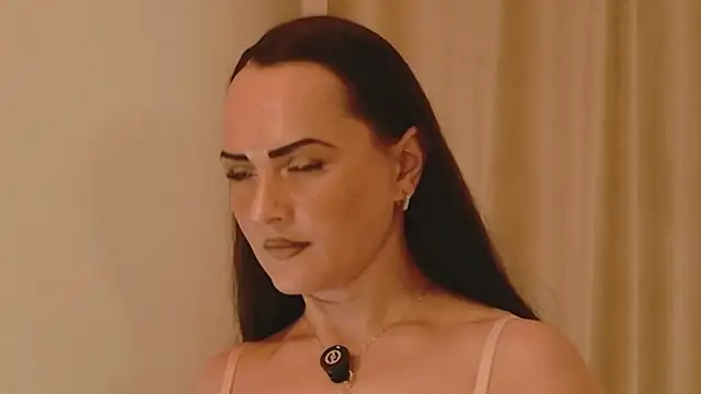 SiennaRosse online show from 04-17-26, 08:11