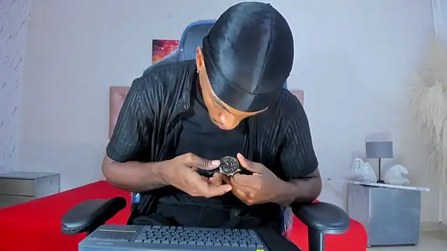 Snapshot of for_itan chatting on 02-24-26, 12:39 for itan online show from 02-24-26, 12:39