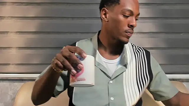 Snapshot of for_itan chatting on 02-12-26, 01:00 for itan online show from 02-12-26, 01:00