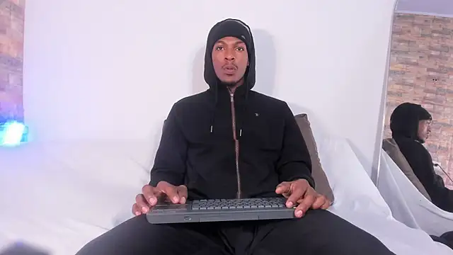 Snapshot of for_itan chatting on 02-02-26, 01:10 for itan online show from 02-02-26, 01:10