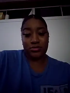 Thickumssss online show from 11-04-25, 04:27