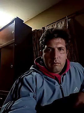 Snapshot of calitox1995 chatting on 10-28-25, 01:28 calitox1995 online show from 10-28-25, 01:28