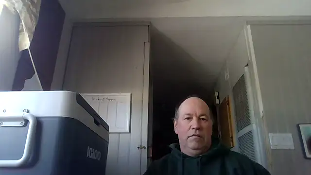 Snapshot of Jay4Seniors chatting on 02-10-26, 07:24 Jay4Seniors online show from 02-10-26, 07:24