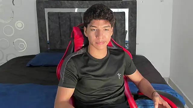 Maximiliano Khalil online show from 01-18-26, 07:39