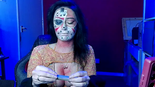 Snapshot of DaniDoodles420 chatting on 10-30-25, 12:31 DaniDoodles420 online show from 10-30-25, 12:31