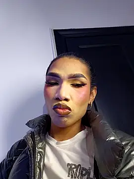 FernandaFox  online show from 04-24-26, 03:41
