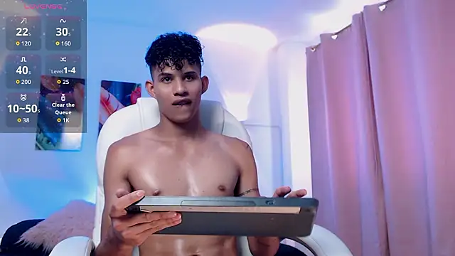 KamiSuarez online show from 03-07-26, 06:24