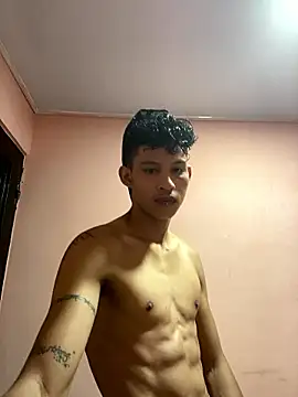 KamiSuarez online show from 01-11-26, 01:18