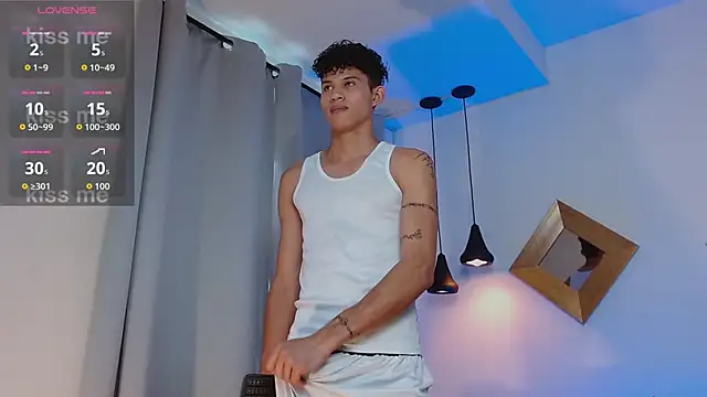 KamiSuarez online show from 02-05-26, 06:15