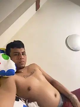 Snapshot of MichaManu7 chatting on 11-12-25, 04:49 MichaManu7 online show from 11-12-25, 04:49