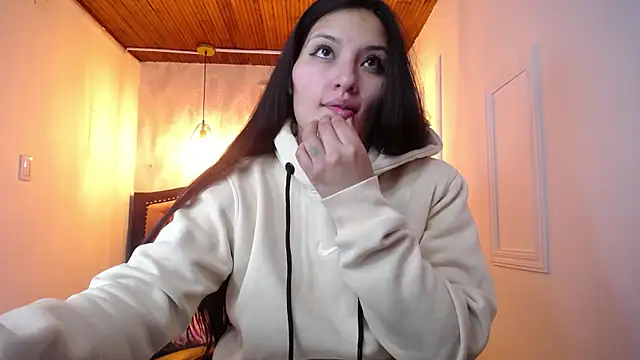 emmaa garciia online show from 06-27-26, 08:31