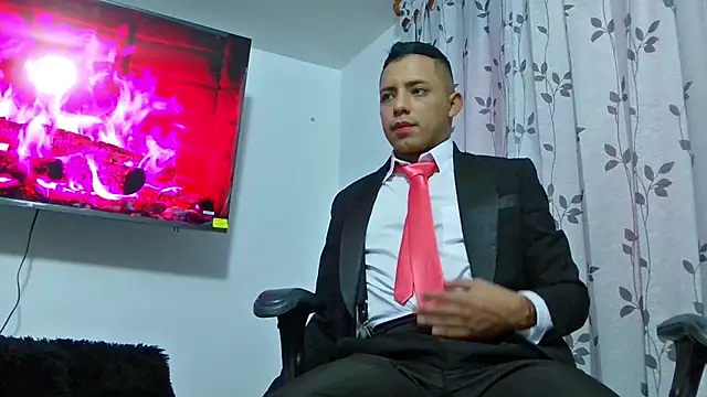 Mike Fetiche online show from 11-28-25, 11:54