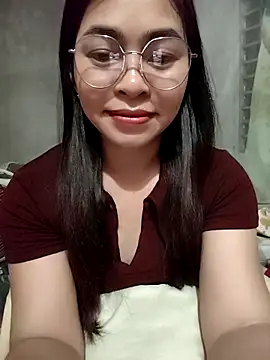 Bamboo-niee123 online show from 04-07-26, 03:36