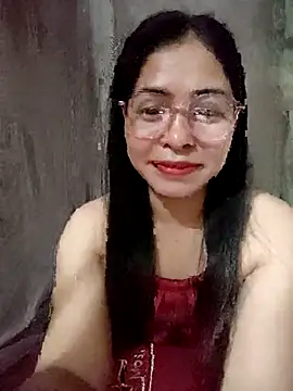 Snapshot of Bamboo-niee123 chatting on 04-27-26, 02:04 Bamboo-niee123 online show from 04-27-26, 02:04
