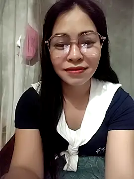 Snapshot of Bamboo-niee123 chatting on 04-22-26, 03:41 Bamboo-niee123 online show from 04-22-26, 03:41
