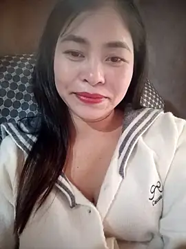 Bamboo-niee123 online show from 12-18-25, 03:55