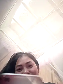 Snapshot of Bamboo-niee123 chatting on 10-28-25, 05:39 Bamboo-niee123 online show from 10-28-25, 05:39