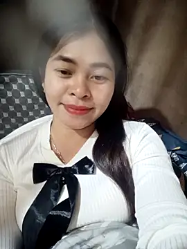 Bamboo-niee123 online show from 12-21-25, 04:30