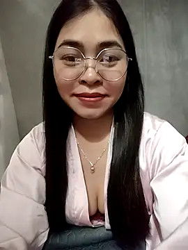 Bamboo-niee123 online show from 03-12-26, 03:05