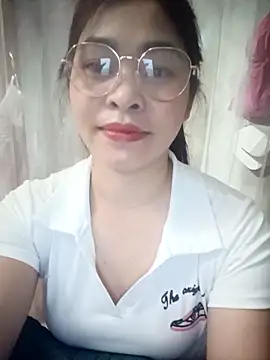 Bamboo-niee123 online show from 02-15-26, 04:06