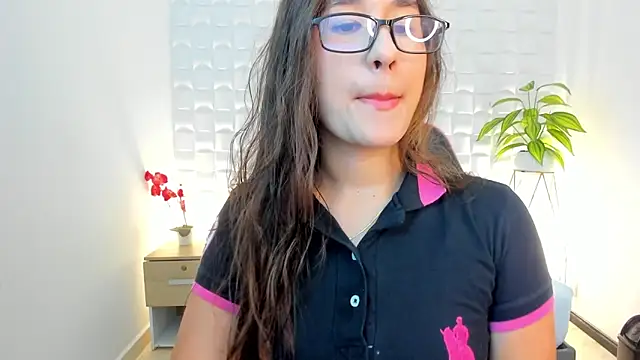 victoria 243 online show from 02-25-26, 05:07