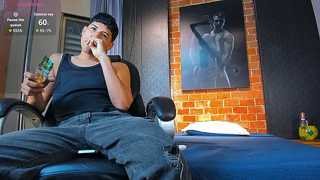 Jack and Joes online show from 11-11-25, 03:12