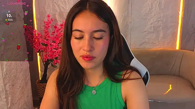 Nikka Tx online show from 02-13-26, 08:09