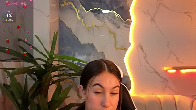 Nikka Tx online show from 02-21-26, 12:51