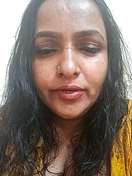 milkyycowww online show from 10-29-25, 07:40