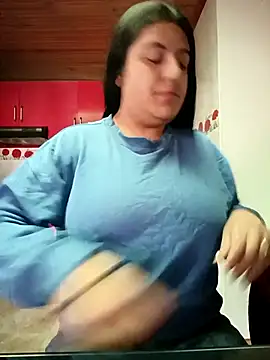 Naaoomii1 online show from 11-08-25, 11:36