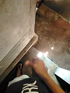 Snapshot of Sudda1199 chatting on 10-31-25, 05:04 Sudda1199 online show from 10-31-25, 05:04