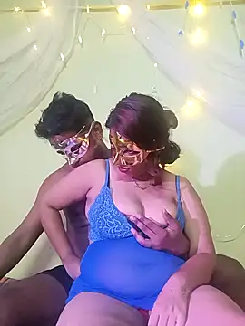 Yui-Ch1 online show from 10-28-25, 10:25