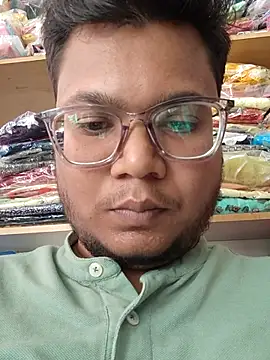 Snapshot of playboy210600 chatting on 10-31-25, 10:45 playboy210600 online show from 10-31-25, 10:45