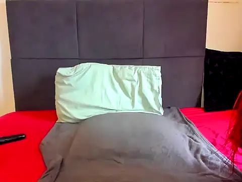 ThickLeeyanaXX online show from 11-16-25, 01:38