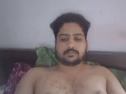 Snapshot of Bad_boy690@xh chatting on 10-28-25, 08:13 Bad boy690xh online show from 10-28-25, 08:13