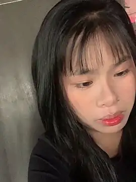 Snapshot of huttonmay358 chatting on 10-29-25, 01:59 huttonmay358 online show from 10-29-25, 01:59