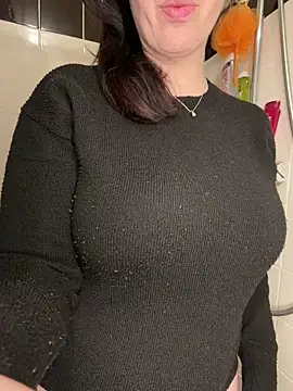 MysteryGirl   online show from 03-24-26, 08:25