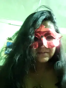 LOVE  RANI online show from 04-25-26, 01:08