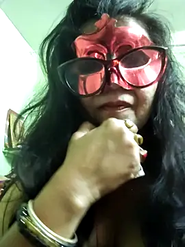 LOVE  RANI online show from 05-24-26, 03:45