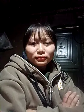 yoyo-mi online show from 10-29-25, 01:59