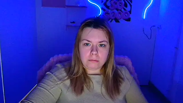 Snapshot of SusannaNight chatting on 02-16-26, 06:12 SusannaNight online show from 02-16-26, 06:12